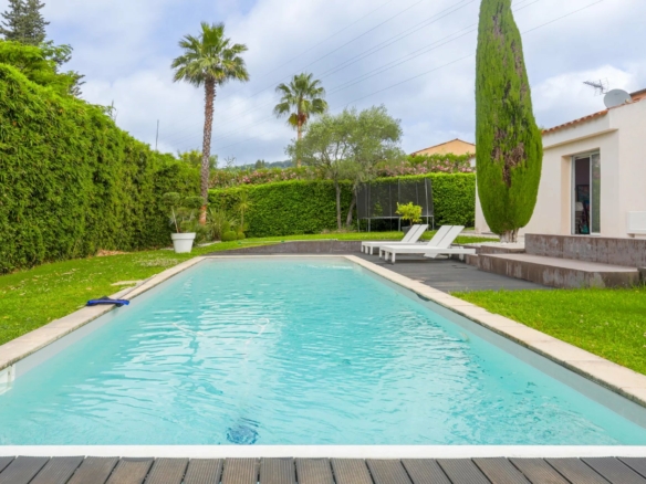 Villa Contemporaine à Mougins - 187 m²